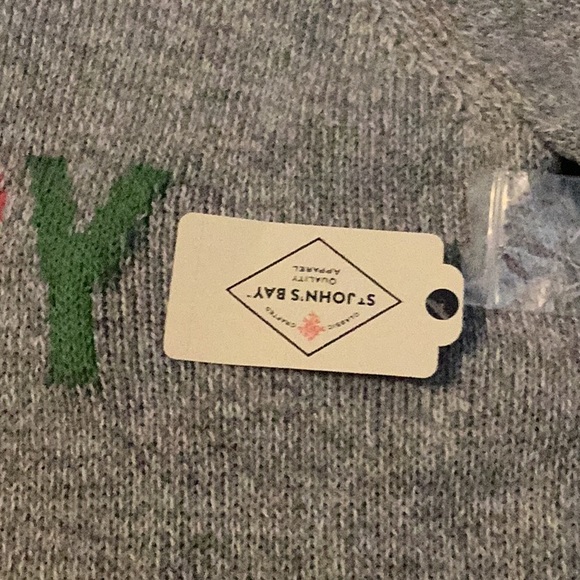 NWT St. John's Bay Womens Crew Neck Long Sleeve BE HAPPY Sweater, Medium, Gray - Picture 5 of 5